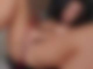 Live cam show with JellyLittlePiee - Smoking on CamwithHer