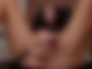 JellyLittlePiee's Live Sex Cam Show