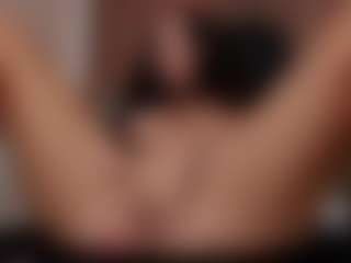 JellyLittlePiee's Live Sex Cam Show