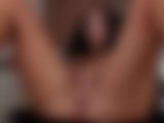 JellyLittlePiee's Live Sex Cam Show