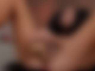 JellyLittlePiee's Live Sex Cam Show