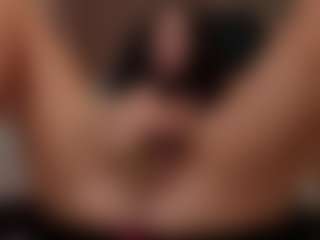 Live cam show with JellyLittlePiee - Brown Eyes Curvy on Uber Horny