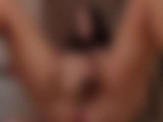 Show de câmera ao vivo com JellyLittlePiee - Brown Eyes BBW no Camsoda