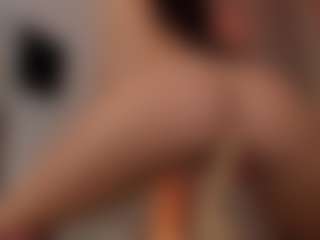 JellyLittlePiee's Live Sex Cam Show