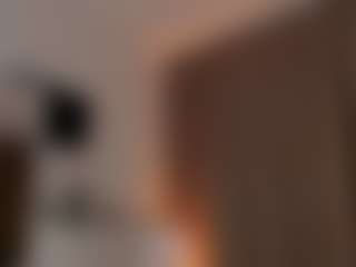 Live cam show with JellyLittlePiee - Cum Curvy on AdultVida.com