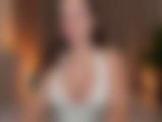 Live cam show with JellyLittlePiee - Lovense on Camiplay Live