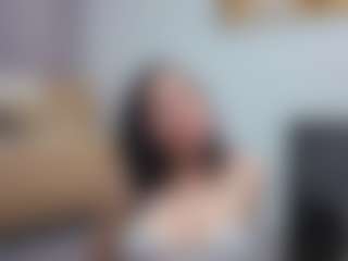 Live cam show with MarianaMurillo - Body Massage on Camsoda