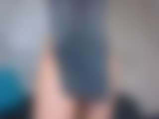 Live cam show with MarianaMurillo - Skinny MILF on slutload