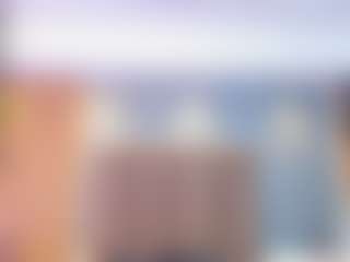 Live cam show with Venus-Cooper - Middle Aged on Instabang