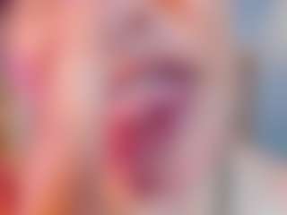 Live cam show with Venus-Cooper - MILF on alttransgirls