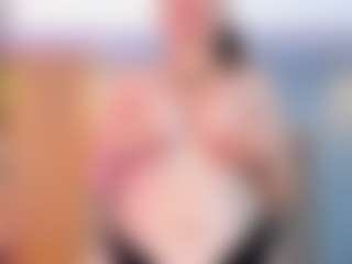 Live cam show with Venus-Cooper - Normal on Camming Site