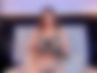 Live cam show with Venus-Cooper - Mature on Stripli.com