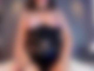 Live cam show with Venus-Cooper - Public MILF on fapnchat
