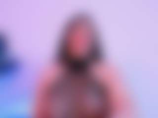 Live cam show with Venus-Cooper - Public MILF on Fling VIP Chat