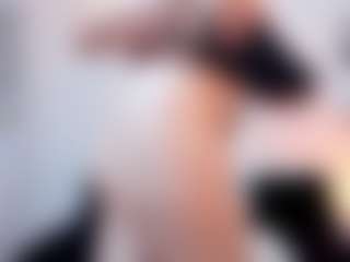 Live cam show with Venus-Cooper - Fingering MILF on fuck-show.com