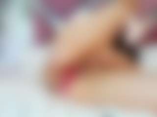 Live cam show with Venus-Cooper - Public Mature on intimatelivegirls.com