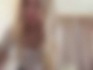 Chloe Show's Live Sex Cam Show