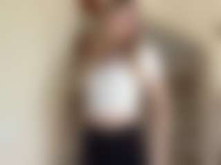 Chloe Show's Live Sex Cam Show
