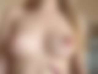 Chloe Show's Live Sex Cam Show