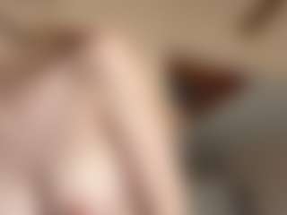 Chloe Show's Live Sex Cam Show
