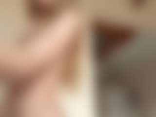 Chloe Show's Live Sex Cam Show