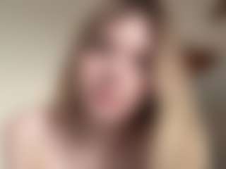 Chloe Show's Live Sex Cam Show