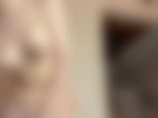 Chloe Show's Live Sex Cam Show