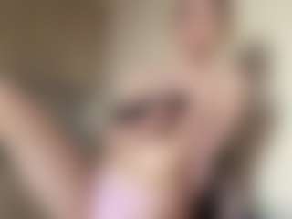 Chloe Show's Live Sex Cam Show