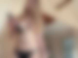 Chloe Show's Live Sex Cam Show
