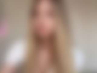 Chloe Show's Live Sex Cam Show
