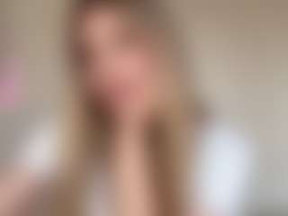 Chloe Show's Live Sex Cam Show