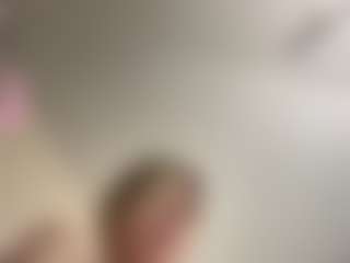 Chloe Show's Live Sex Cam Show