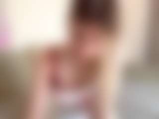 Live cam show with Chloe Show - Sweet on live18s.com