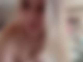 Chloe Show's Live Sex Cam Show