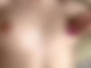 Chloe Show's Live Sex Cam Show