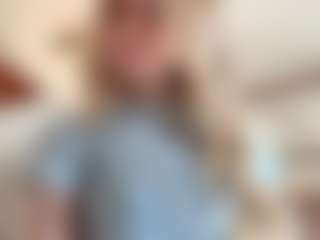 Chloe Show's Live Sex Cam Show