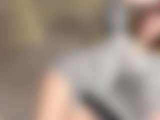 Chloe Show's Live Sex Cam Show