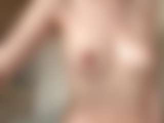 Chloe Show's Live Sex Cam Show