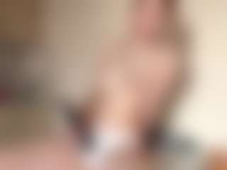 Chloe Show's Live Sex Cam Show
