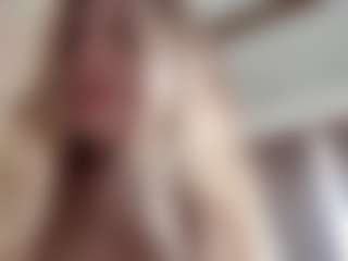 Chloe Show's Live Sex Cam Show