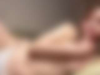 Chloe Show's Live Sex Cam Show