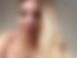 Chloe Show's Live Sex Cam Show