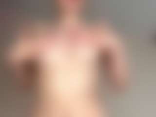 Chloe Show's Live Sex Cam Show