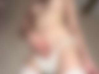 Chloe Show's Live Sex Cam Show