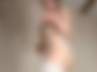 Chloe Show's Live Sex Cam Show