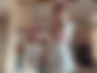 Chloe Show's Live Sex Cam Show