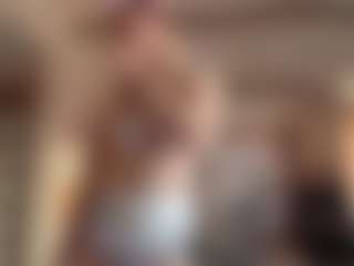 Chloe Show's Live Sex Cam Show