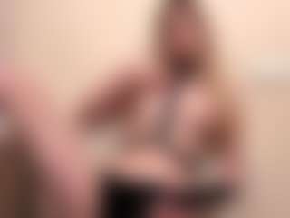 Chloe Show's Live Sex Cam Show