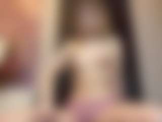 Live cam show with Chloe Show - Fullynaked on xxxlivecams.org