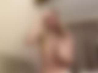 Live cam show with Chloe Show - Shower on Camsoda